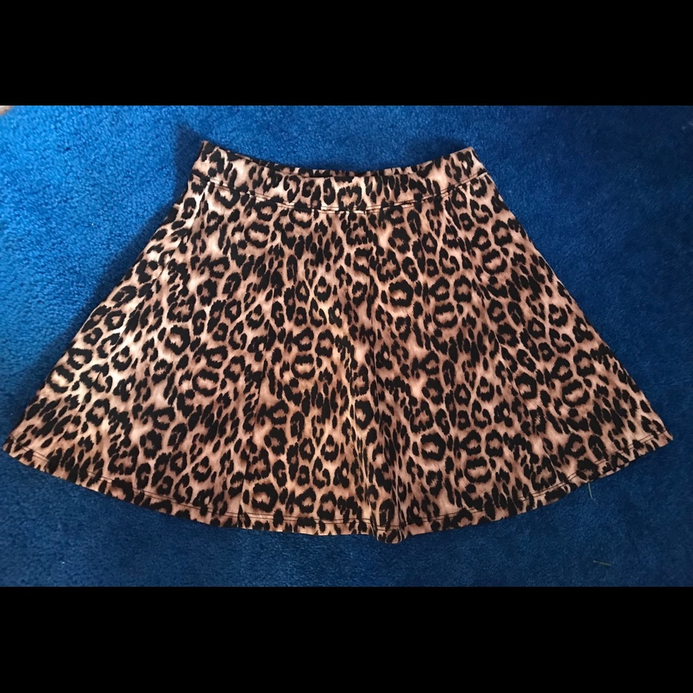 Forever 21 Leopard Cheetah Skater Skirt